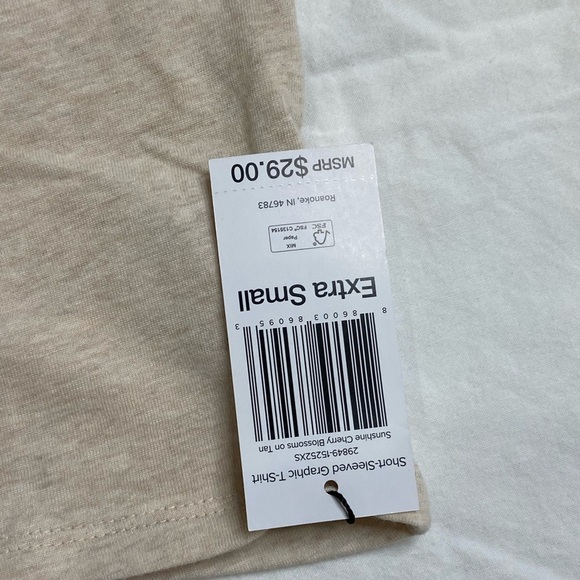 Vera Bradley NWT “Live In The Sunshine” Floral Graphic T-Shirt Sz. XS - Picture 6 of 7